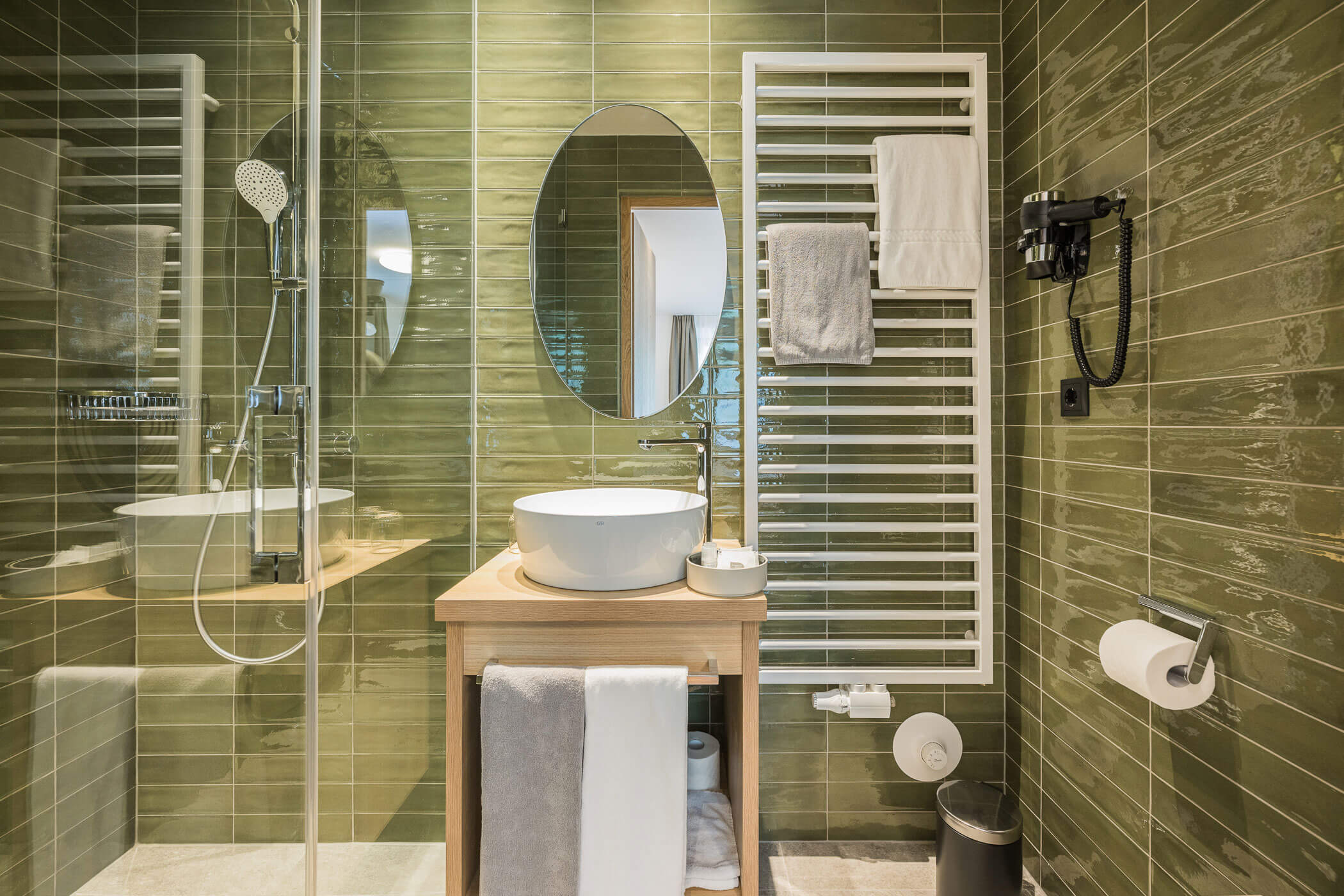 Doppelzimmer Dürrenstein Dusche