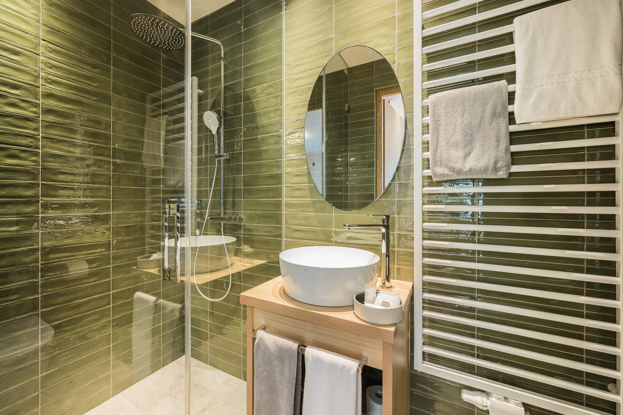 Familienzimmer Seekofel Dusche